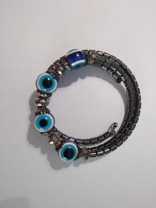 Brățară din hematit magnetic cu ochiul albastru