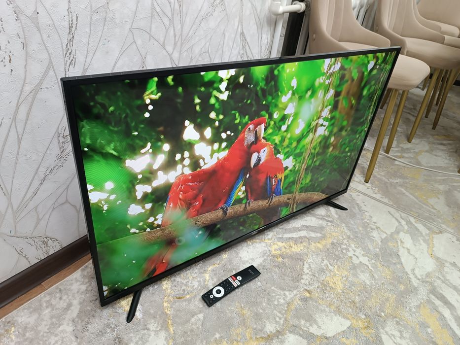 ТЕЛЕВИЗОР Artel Смарт ТВ + Кронштейн.