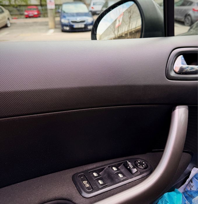 Peugeot 308 2011