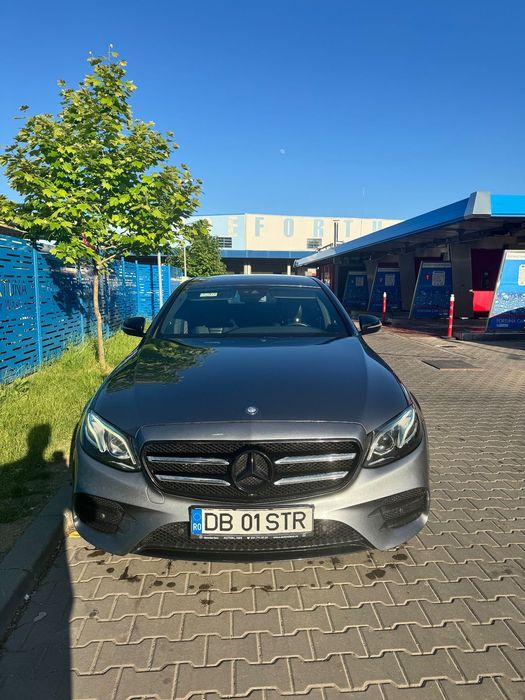 Mercedes-Benz E