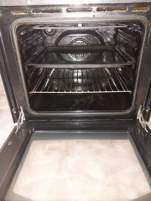Продам духовой шкаф ARDO