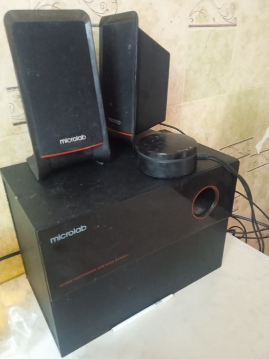 Продам компьютер на запчасти монитор и буфер