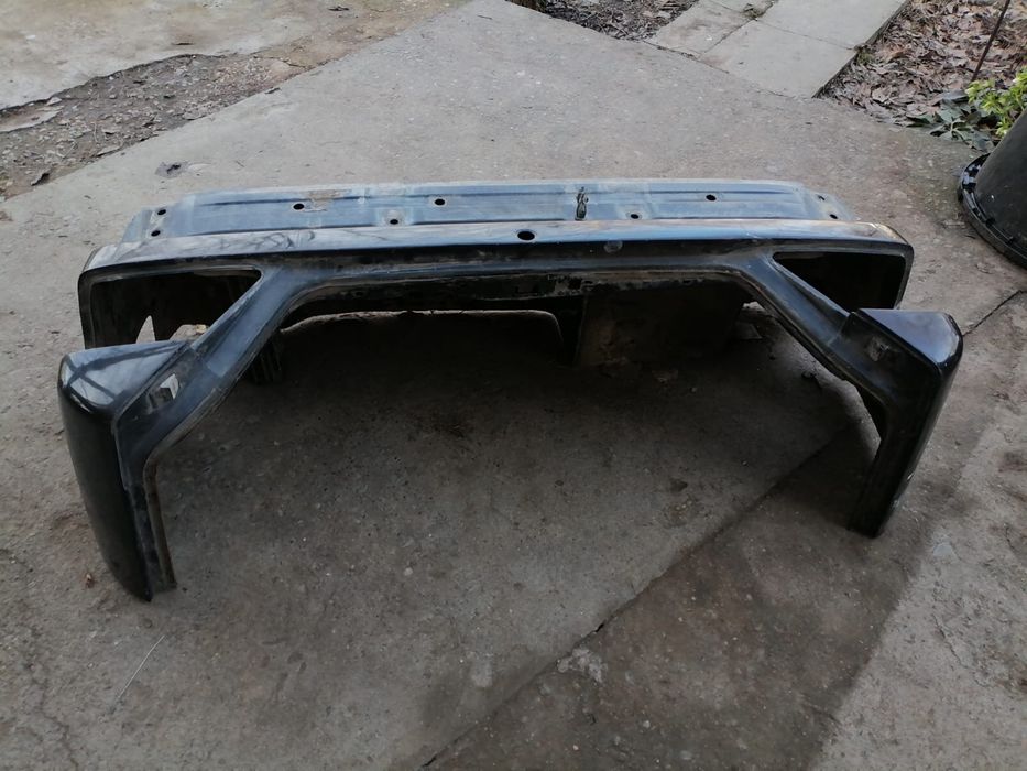 Задняя часть мерседеса 124 , и панель