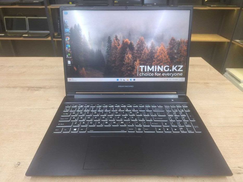 Ноутбук Dream Machines - Core i5-11400H/16GB/SSD 500GB/RTX 3050 Ti