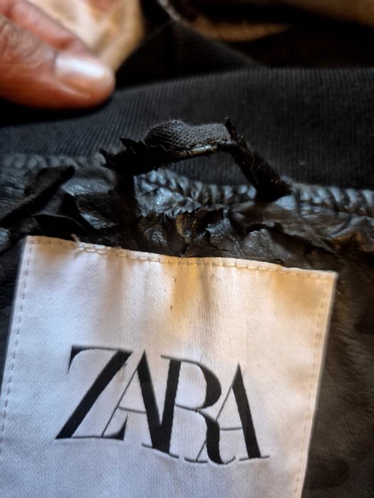 Пролетно кожено яке ZARA