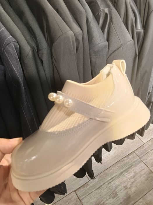 Pantofi casual fete măr.28 și 30