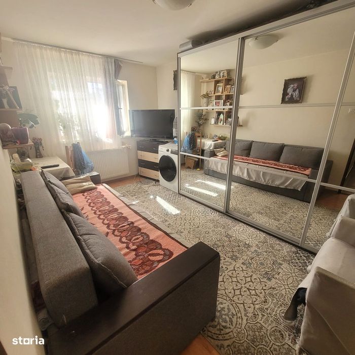 De vanzare apartament cu 4 camere Bld Grivitei