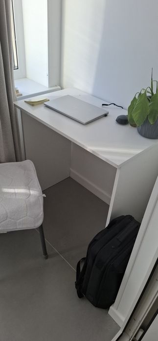 Стол для работы белый