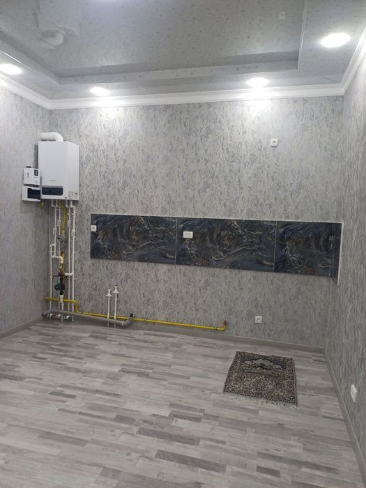 Srochna 3 sotox 5 xonali uy sotiladi