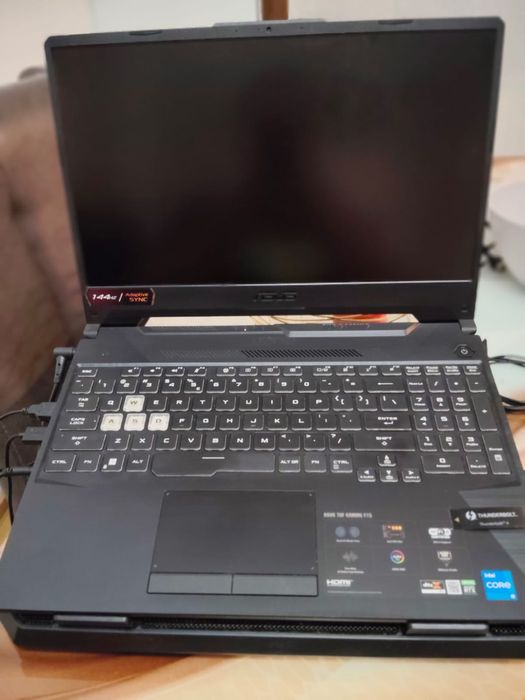 Vând Laptop asus tuf gaming