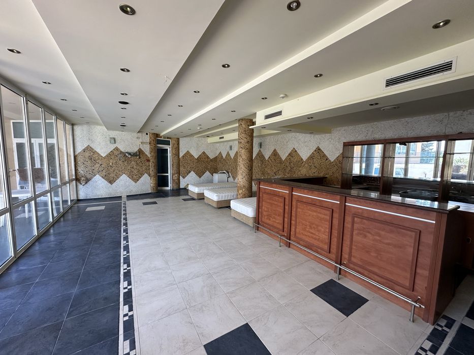 Продава се Магазин в Свети Влас - 220 кв.м за 364 €/кв.м - Снимка #2