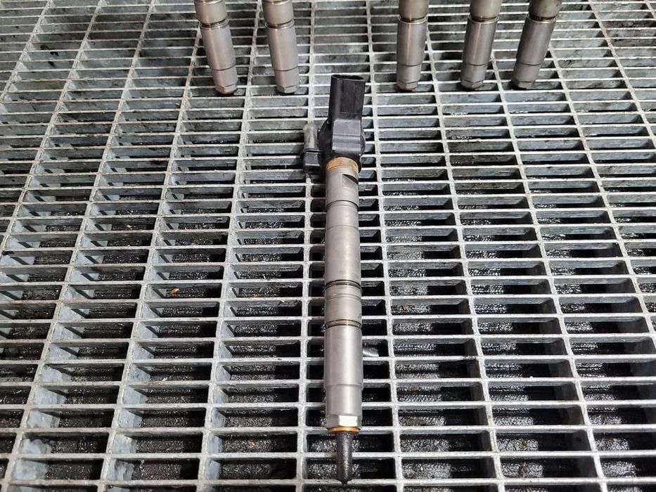 Injector Volkswagen Touareg 7P 3.0 TDI 2010 - 2014 204CP CASD (1109) Diesel 0445116023