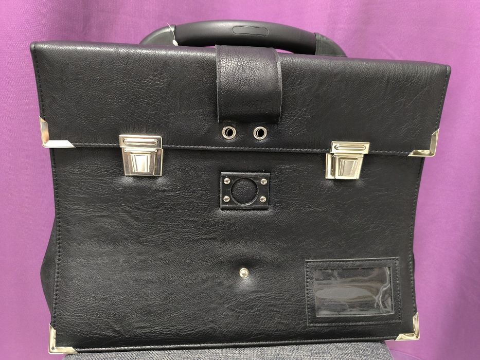 Портфель для документов