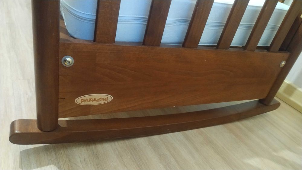 Кроватка детская