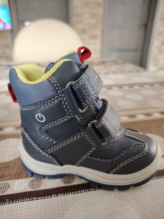 Ghete Geox mărimea 20