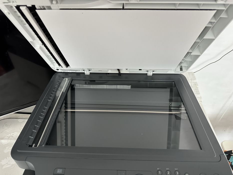 МФУ HP Laser Jet 137fnw
