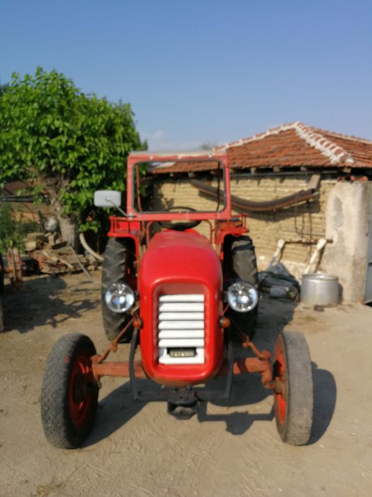 Трактор BUCHER-GUYER D4000