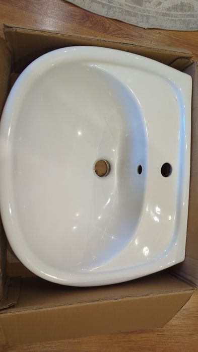 Раковина с пьедесталом