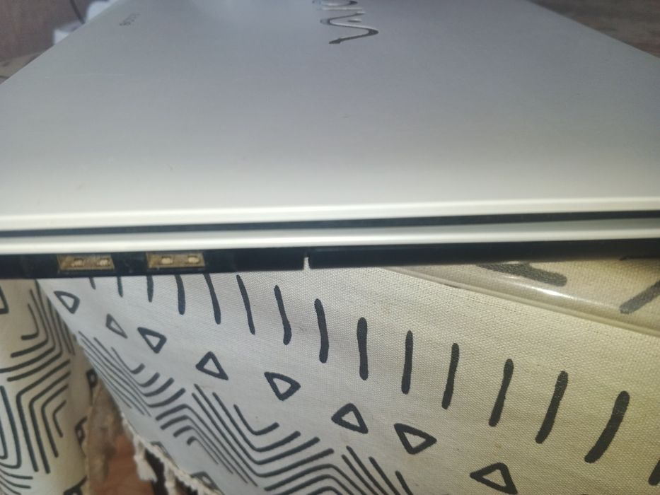 Продам ноутбук sony