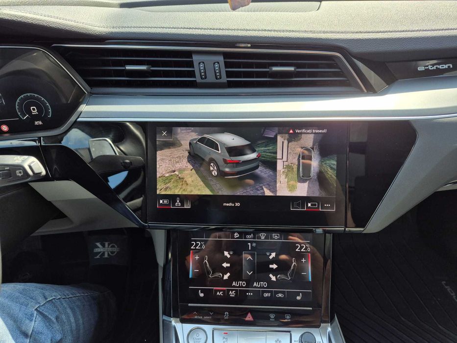 Audi E-Tron 55 95Kwh , Full option, Impecabil, Piele, Trapa, 360