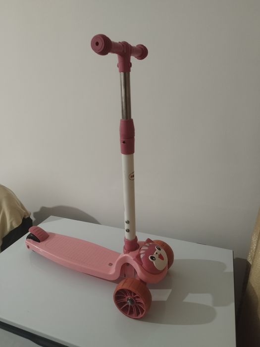 Продам детский самокат, 3-6 лет