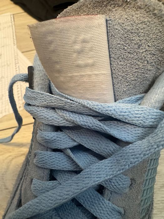 Jordan 4 university blue original