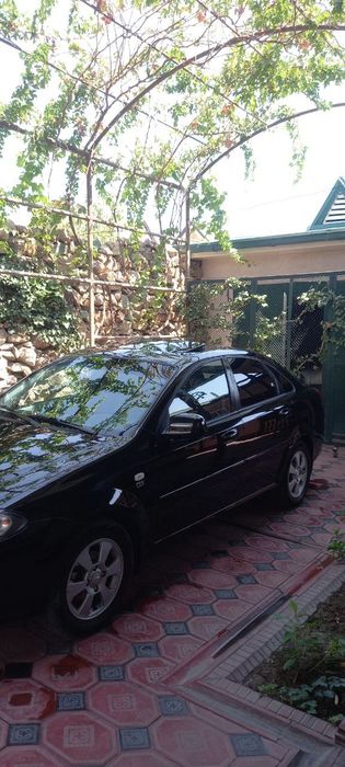 chevrolet gentira Автомашина 2021 йил декабрь ойида ишлаб чикилган.