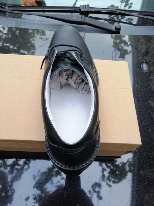 Pantofi de piele de bovina ... Schimb cu bocanci