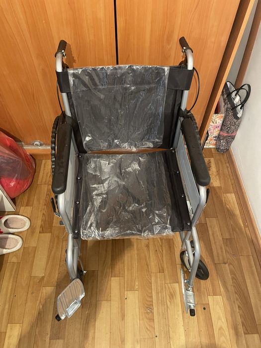 Инвалидная коляска