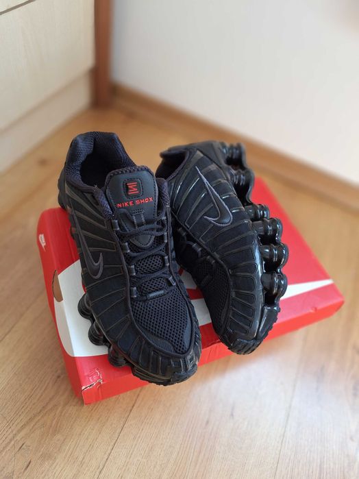 ОРИГИНАЛНИ маратонки NIKE-Air Vapormax Plus- 42.5 номер
