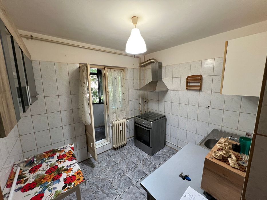 Apartament 3 camere Apusului