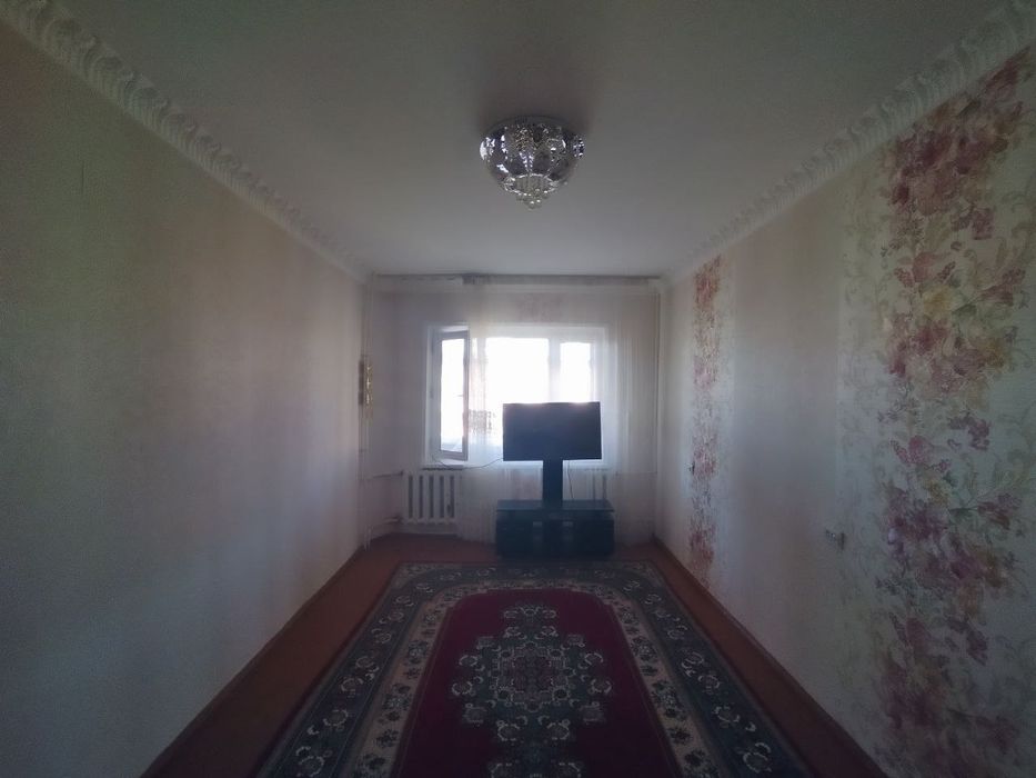 Квартира 6мик 4этаж 2хоналик ижорага берилади