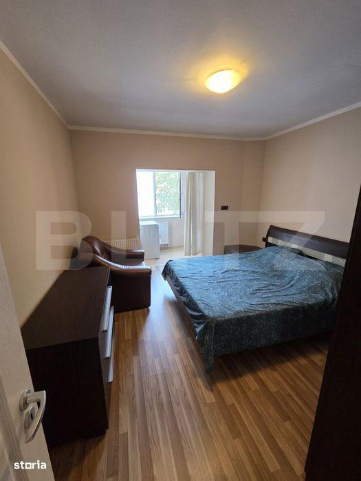 Apartament de inchiriat cu 3 camere, cartier Bradet