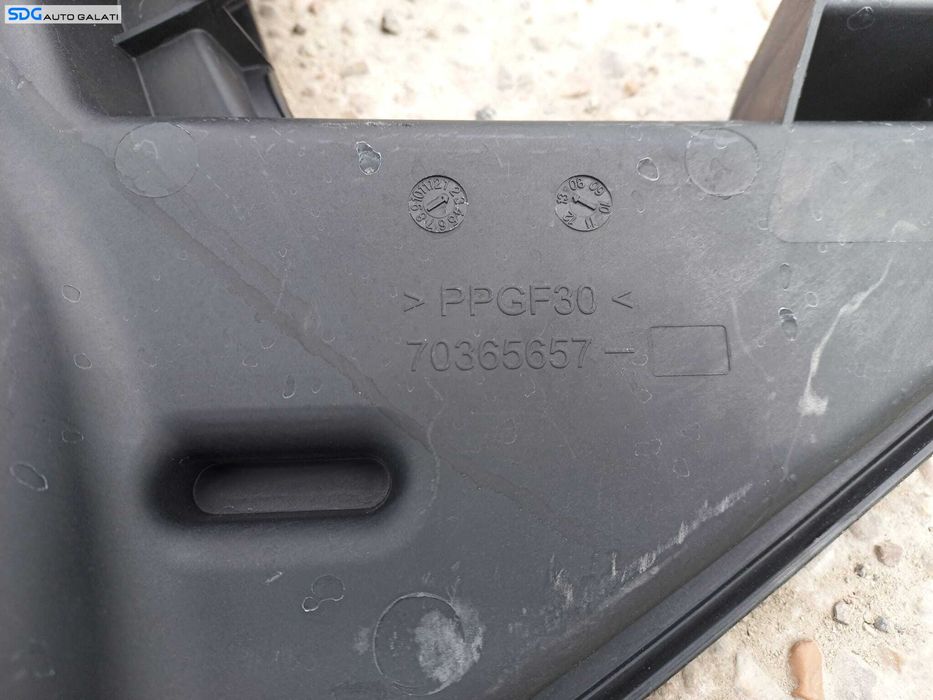 Carcasa Filtru Aer Dacia Duster 1.5 DCI K9K896 K9K898 2010 - 2018 Cod 70365657 [L0158]