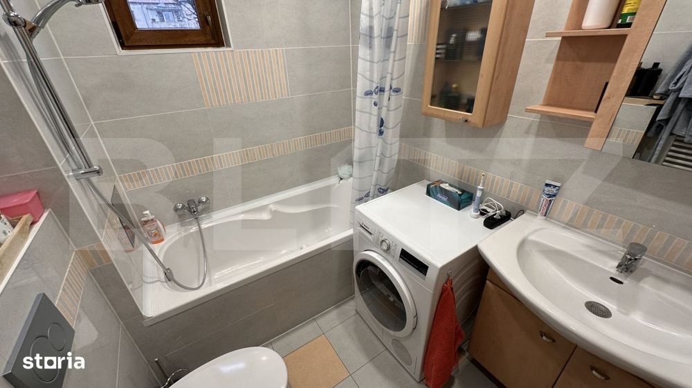 Apartament 4 camere, renovat si mobilat complet,  etaj 1, zona Centru