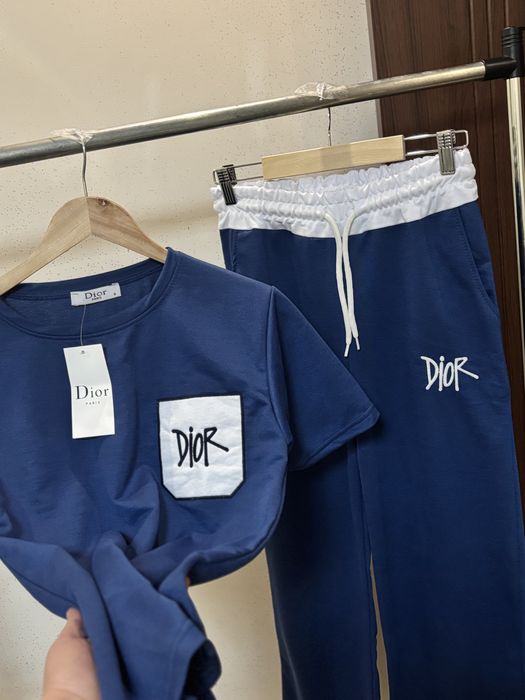 Дамски екип диор