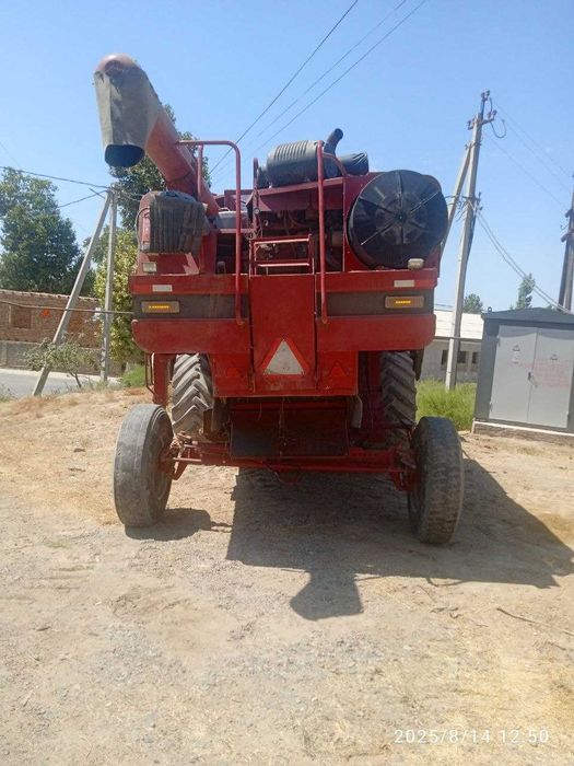 Комбайн CASE 2366