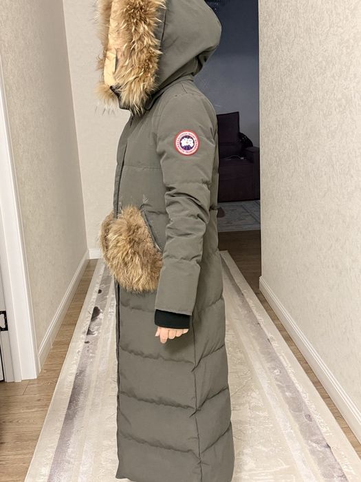 Продам женский пуховик