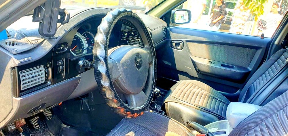 Sotiladi 1.6 malumot telda