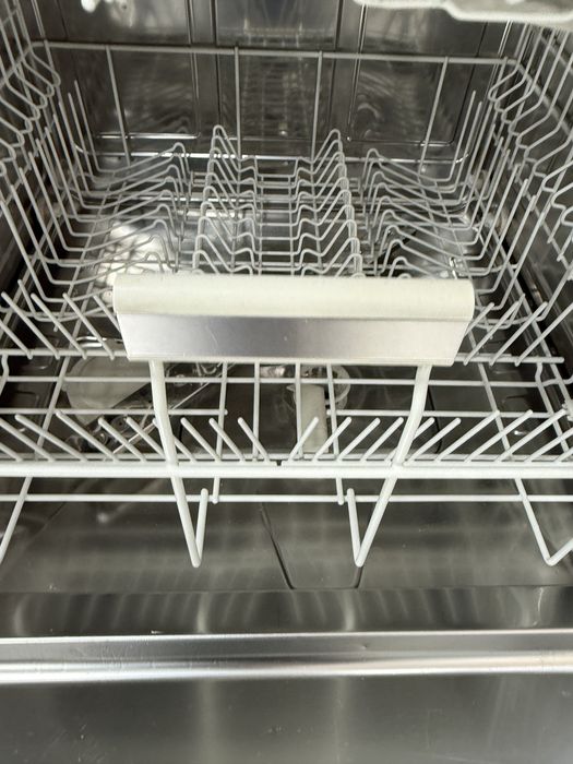 Съдомиялна машина за вграждане MIELE 60см,