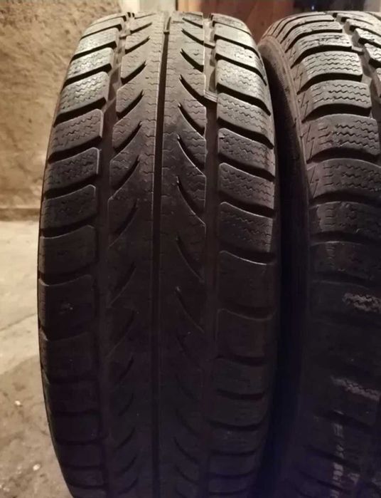 Продавам 2 броя зимни гуми 175.65.14 на 1 сезон дот 2019 Hankook