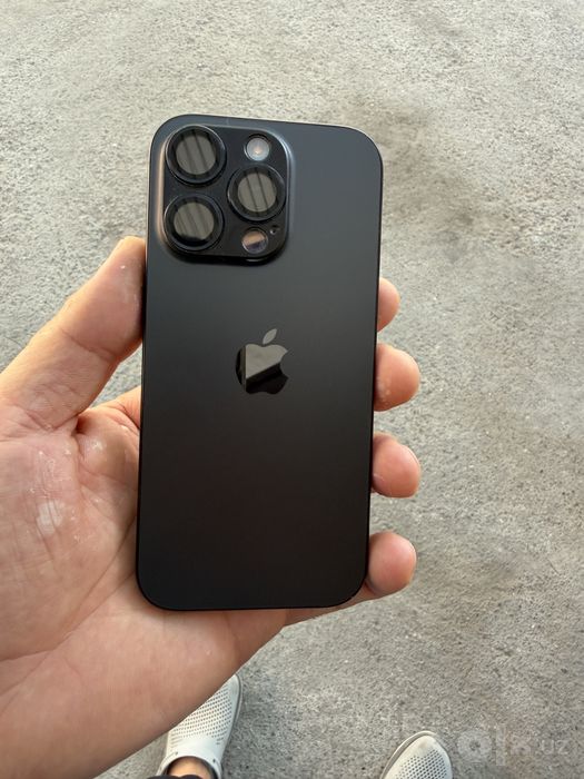 Iphone 16 pro 256gb qora. Yomkost 90% ideal uta tozza tel sotiladi.