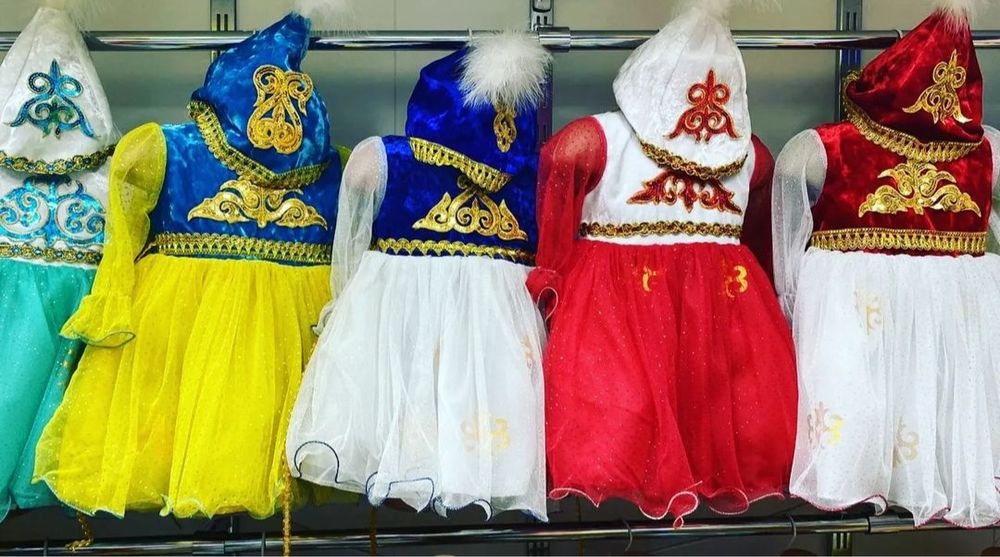 Прокат платьев и костюмов на тусаукесер! На 1 годик