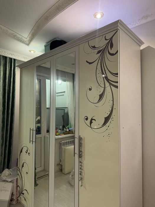 Спальный гарнитур