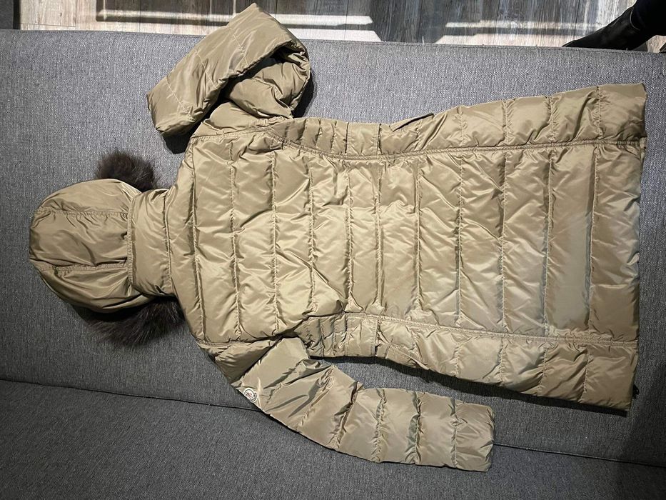 Moncler  естествен пух