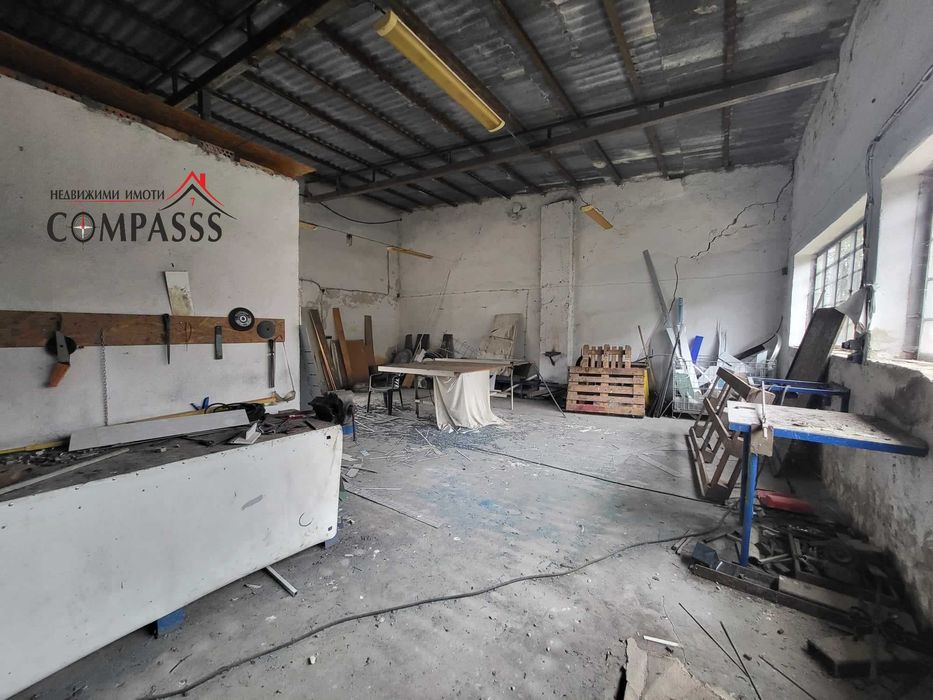 Продава се Промишлена сграда в Добрич, Градска болница - 2061 кв.м за 153 €/кв.м - Снимка #5