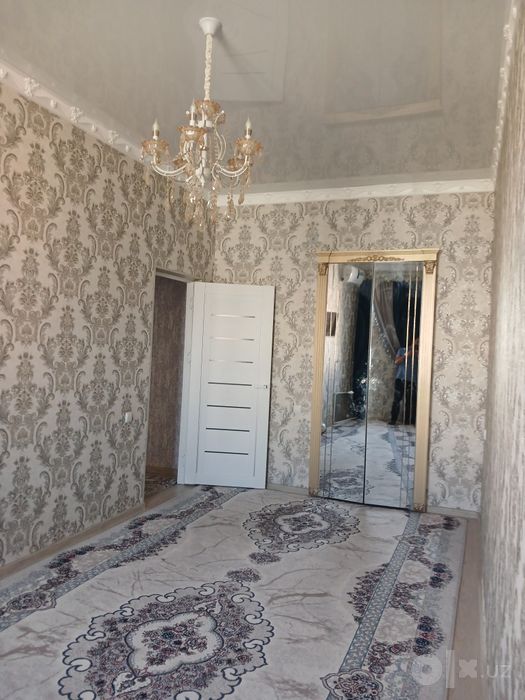 Urganch sh. Istiqlol ko'chasi vil.kadastr roparasida 3 xonali kv