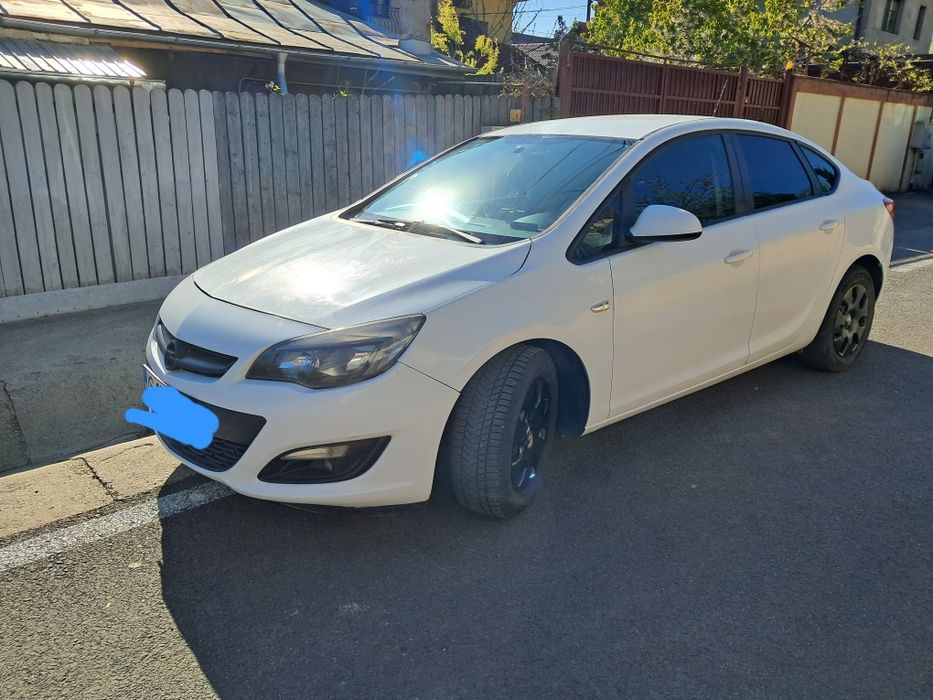 Opel Astra J 2014