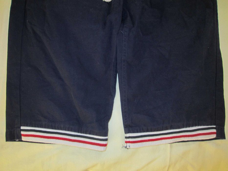 Pantalon bermude , masura XL, bleumarin, 2 buzunare laterale, 2 buzunare spate, stare f.buna