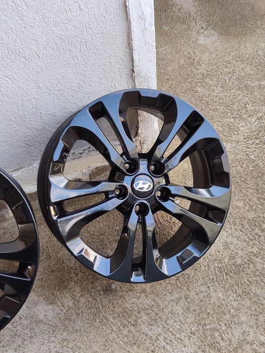 17"5x114.3/67.1 оригинални джанти Kia/Hyundai